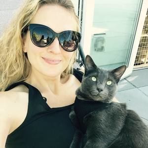 Meet your Posher, Jenna